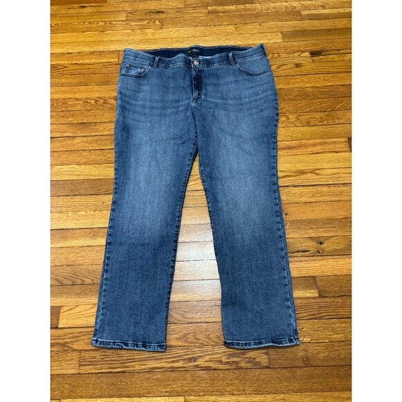 Lee Womens Jeans Plus Sz 24W Blue Comfort Waist Straight Leg Regular Fit Denim - Picture 1 of 5
